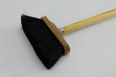 Arenga-Kehrbesen mit Stiel